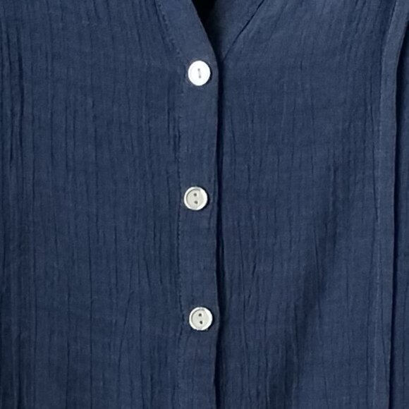 NWT Cocomo Plus Size 2X Navy Blue Pintuck Flutter Sleeve Top - Picture 5 of 7